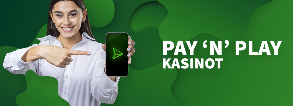 Pay N Play kasinot, naisen kädessä kännykkä, jonka näytöllä Trustlyn logo